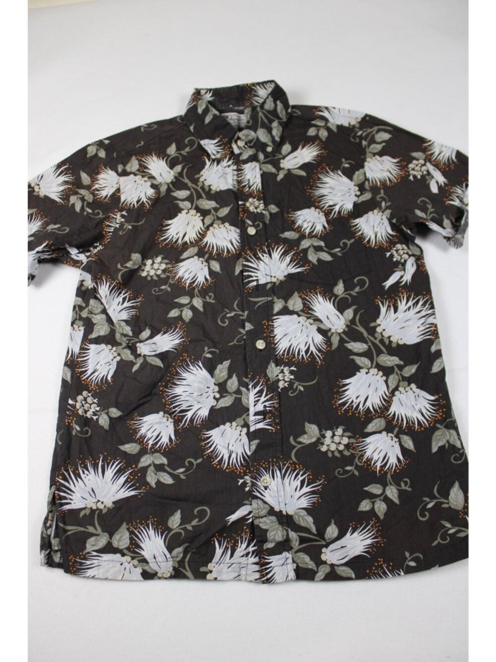 Avanti Mens Vintage Hawaiian Floral Shirt